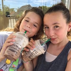 Meet your Posher, Sari